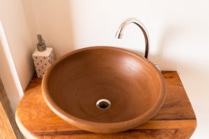 suyo bathroom