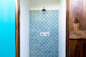suyo shower